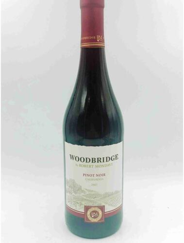 Pinot Noir Bottle